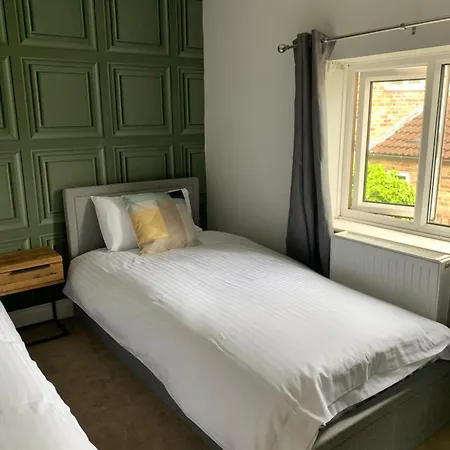 New - Herriot's Hideaway *